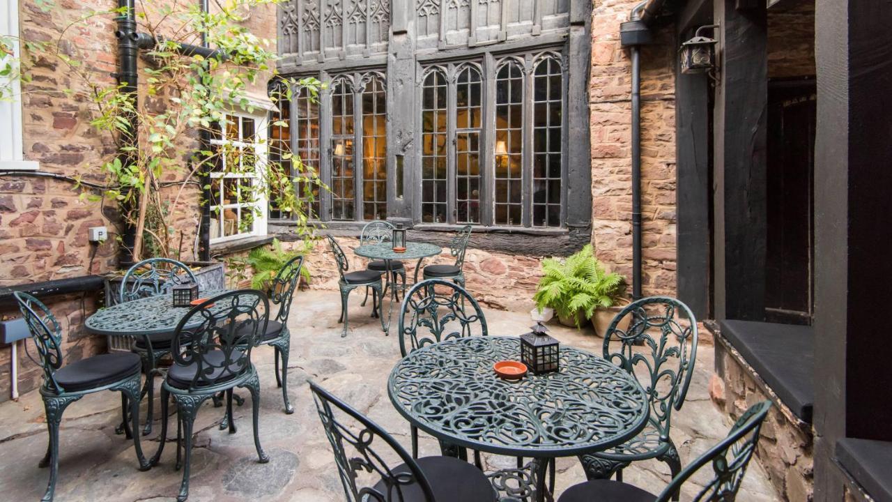 Luttrell Arms Hotel