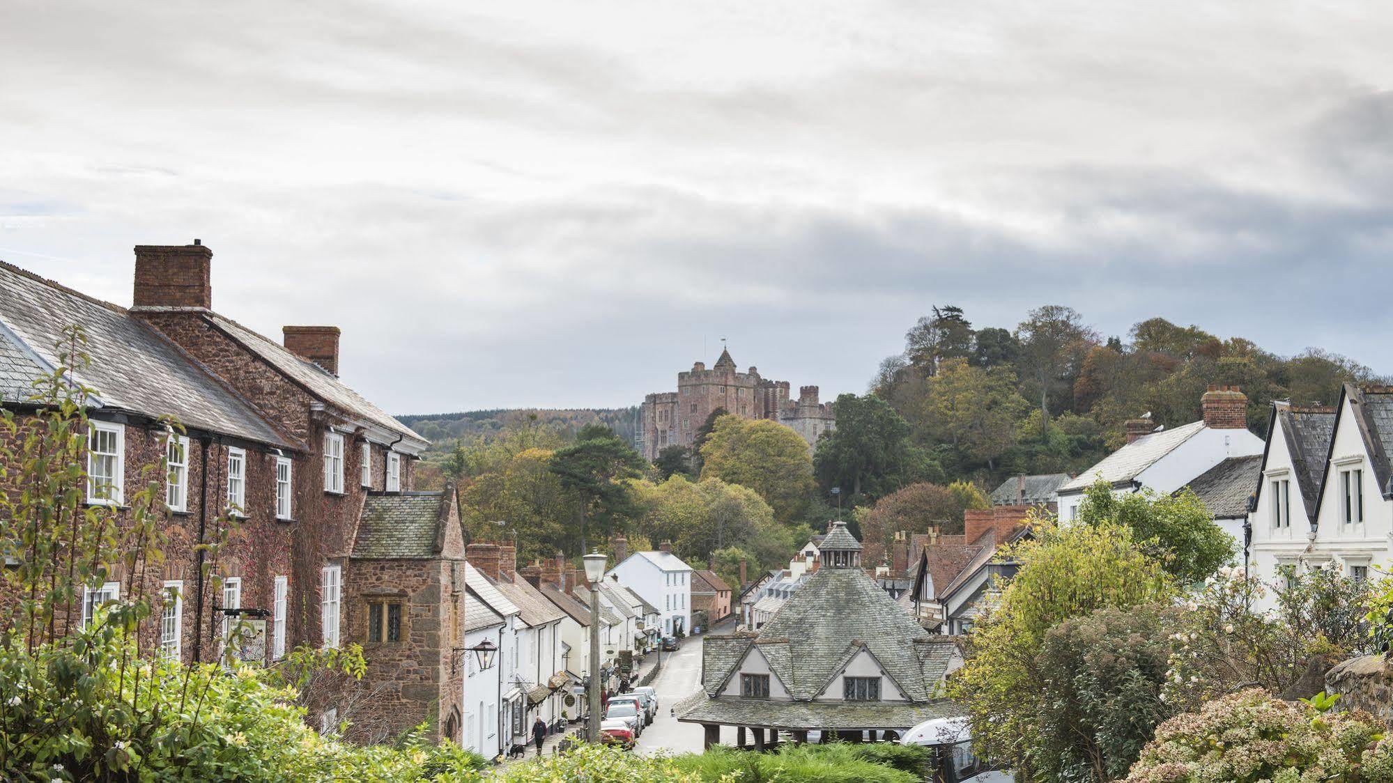 Luttrell Arms Hotel Dunster