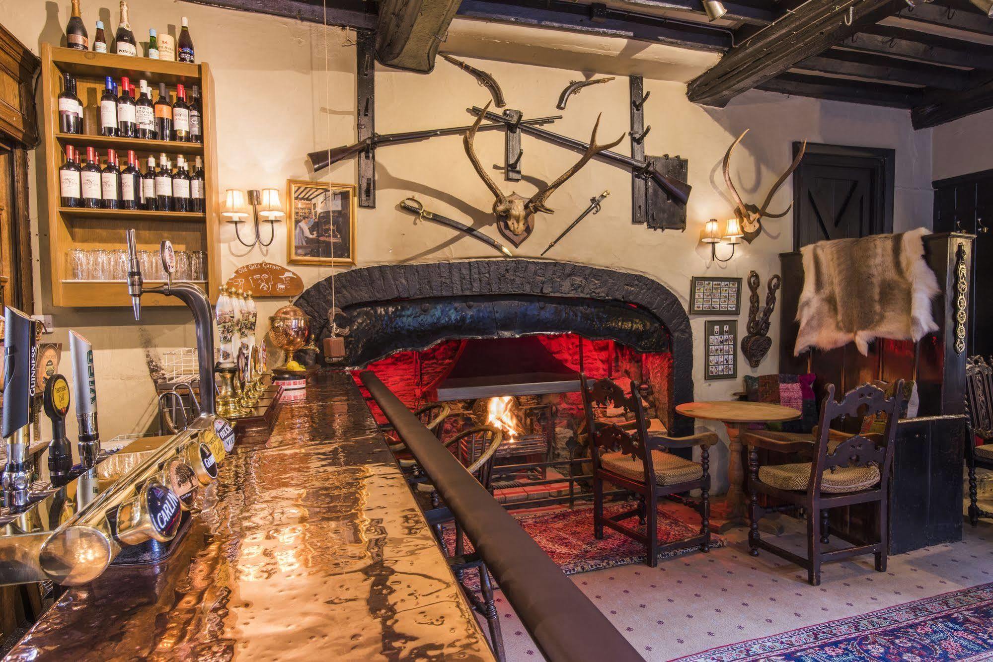 Hotel Luttrell Arms 3*